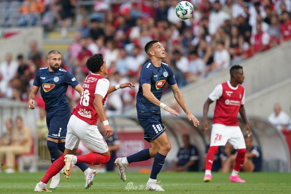 了不一样的 了不一样的